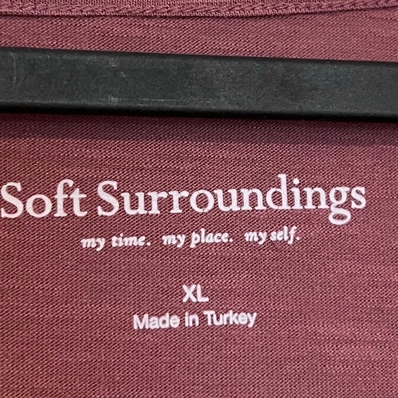 Soft Surroundings Mauve Scoop Neck Ruffle Trim Hook Eye Closure Blouse Size XL - Picture 6 of 7